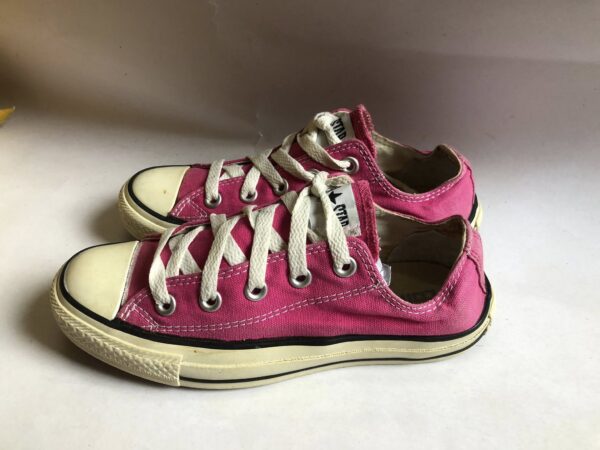 Giày Thể Thao 2hand Hiệu Converse
