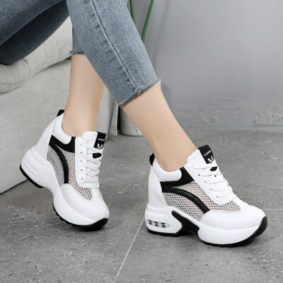 Người mua giày like new thường có mục tiêu rõ ràng