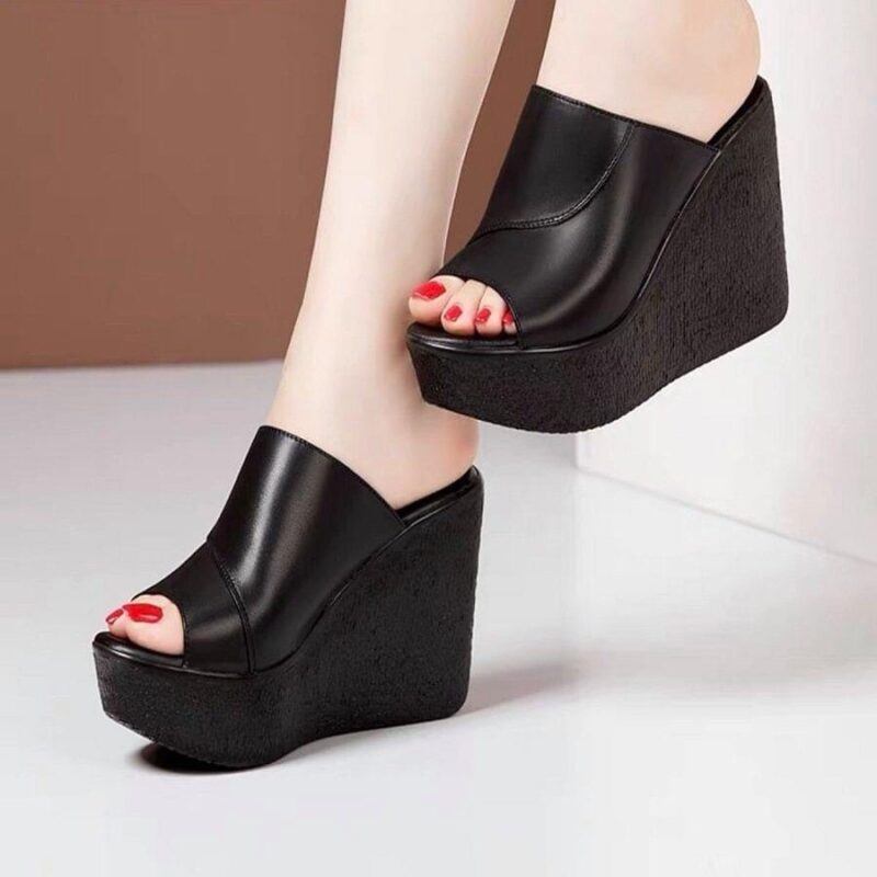 5 Cách Phối Đồ Với Dép Đế Xuồng Chuẩn Style Hè