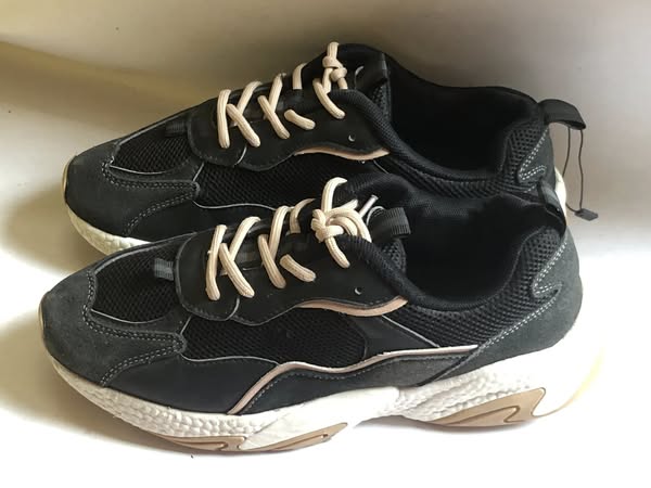 Giày Thể Thao 2hand Giày Thể Thao 2hand