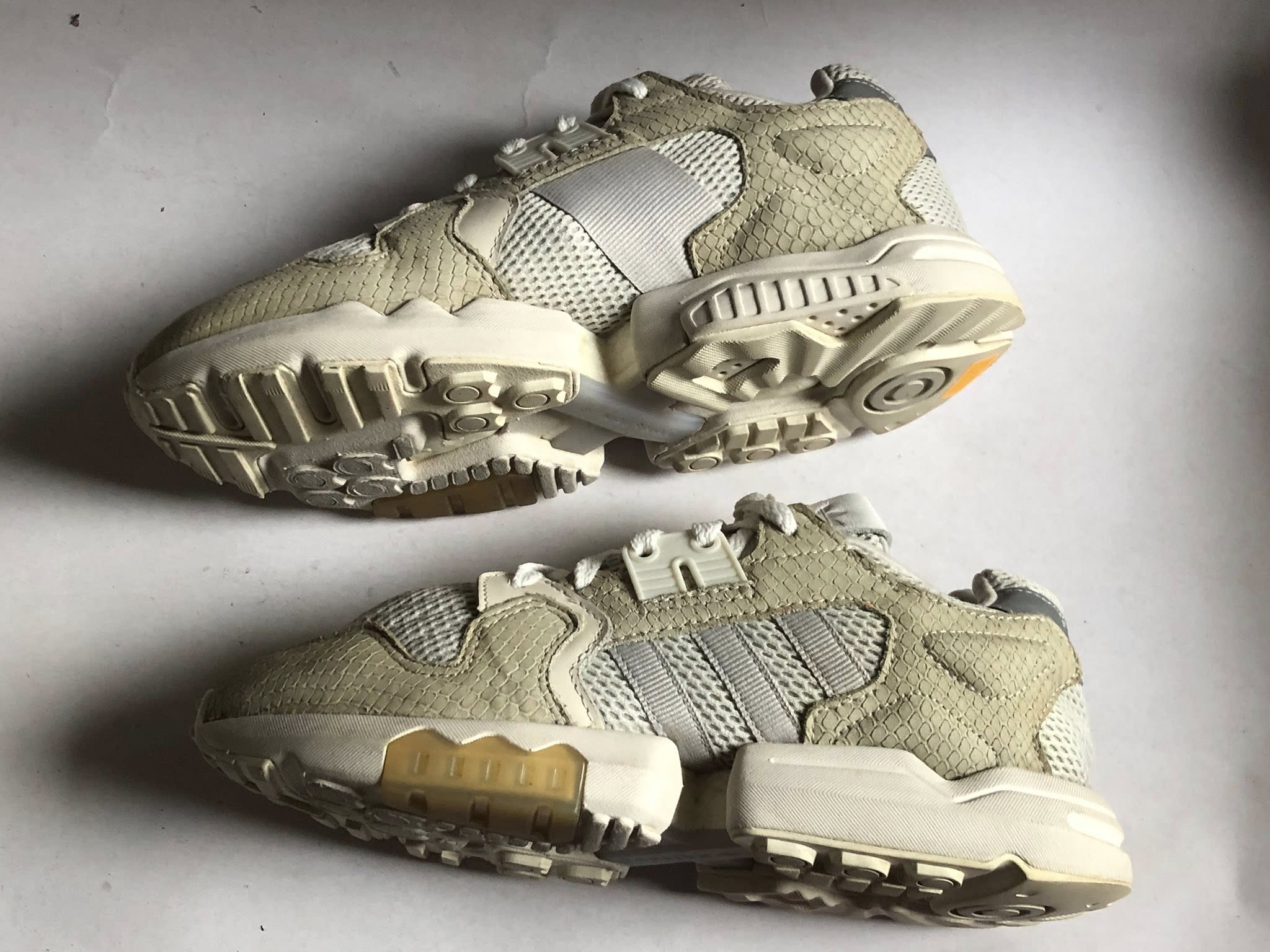 Giày Thể Thao 2hand Hiệu Adidas Giày Thể Thao 2hand Hiệu Adidas