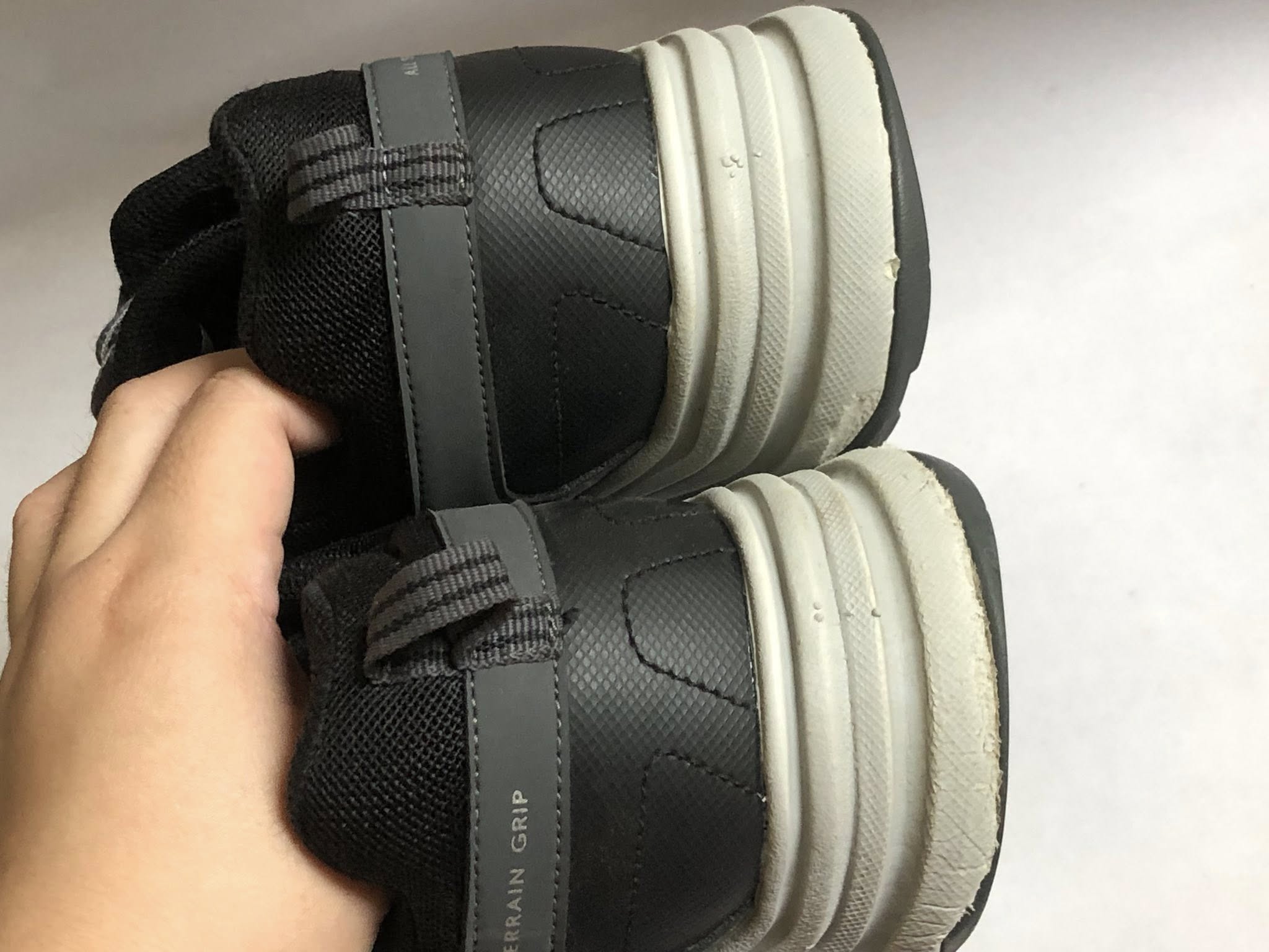 Giày Thể Thao 2hand Giày Thể Thao 2hand