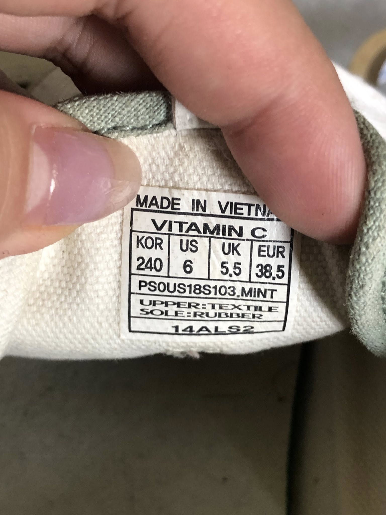 Giày Thể Thao 2hand Giày Thể Thao 2hand