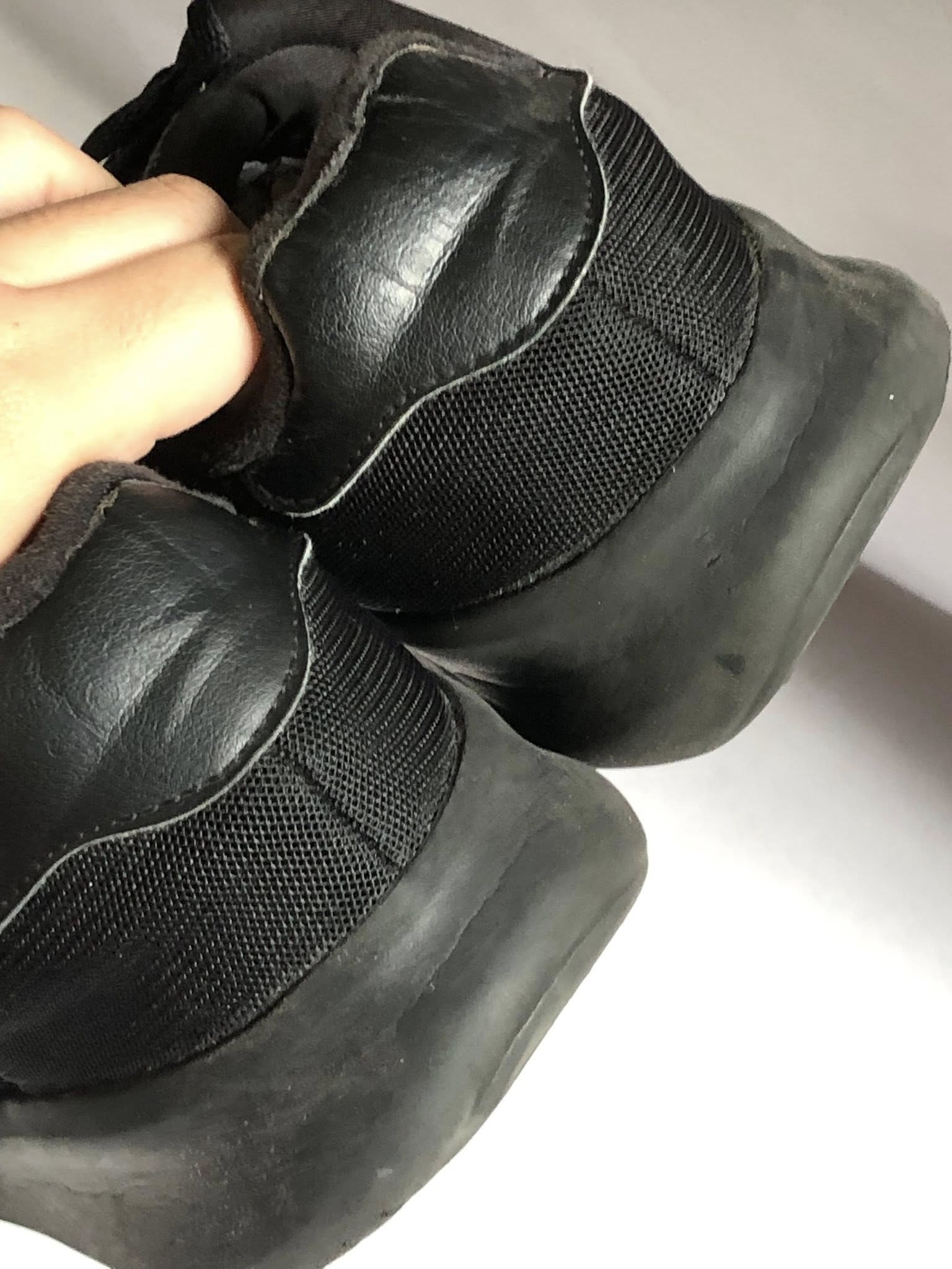 Giày Thể Thao 2hand Hiệu Adidas Giày Thể Thao 2hand Hiệu Adidas