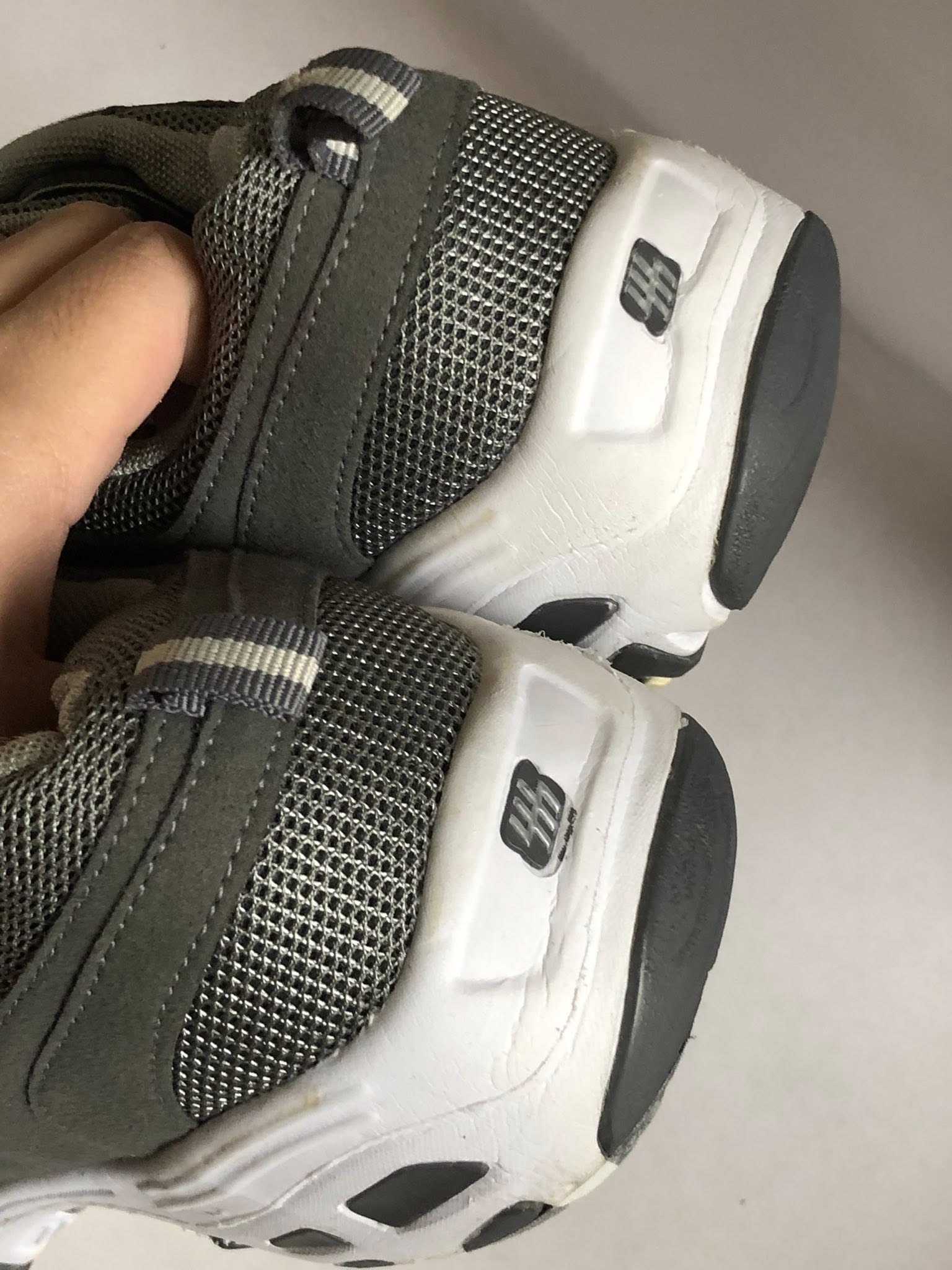 Giày Thể Thao 2hand Hiệu Adidas Giày Thể Thao 2hand Hiệu Adidas