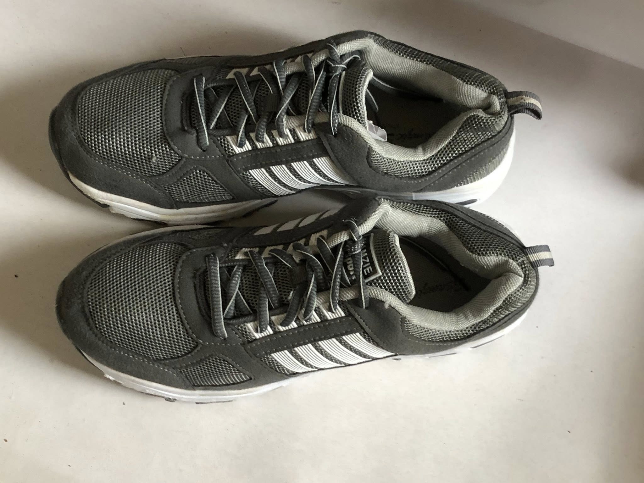 Giày Thể Thao 2hand Hiệu Adidas Giày Thể Thao 2hand Hiệu Adidas