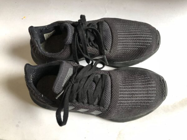 Giày Thể Thao 2hand Hiệu Adidas