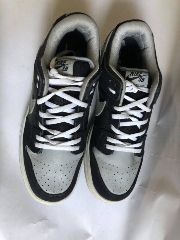 Giày Thể Thao 2hand Hiệu Nike