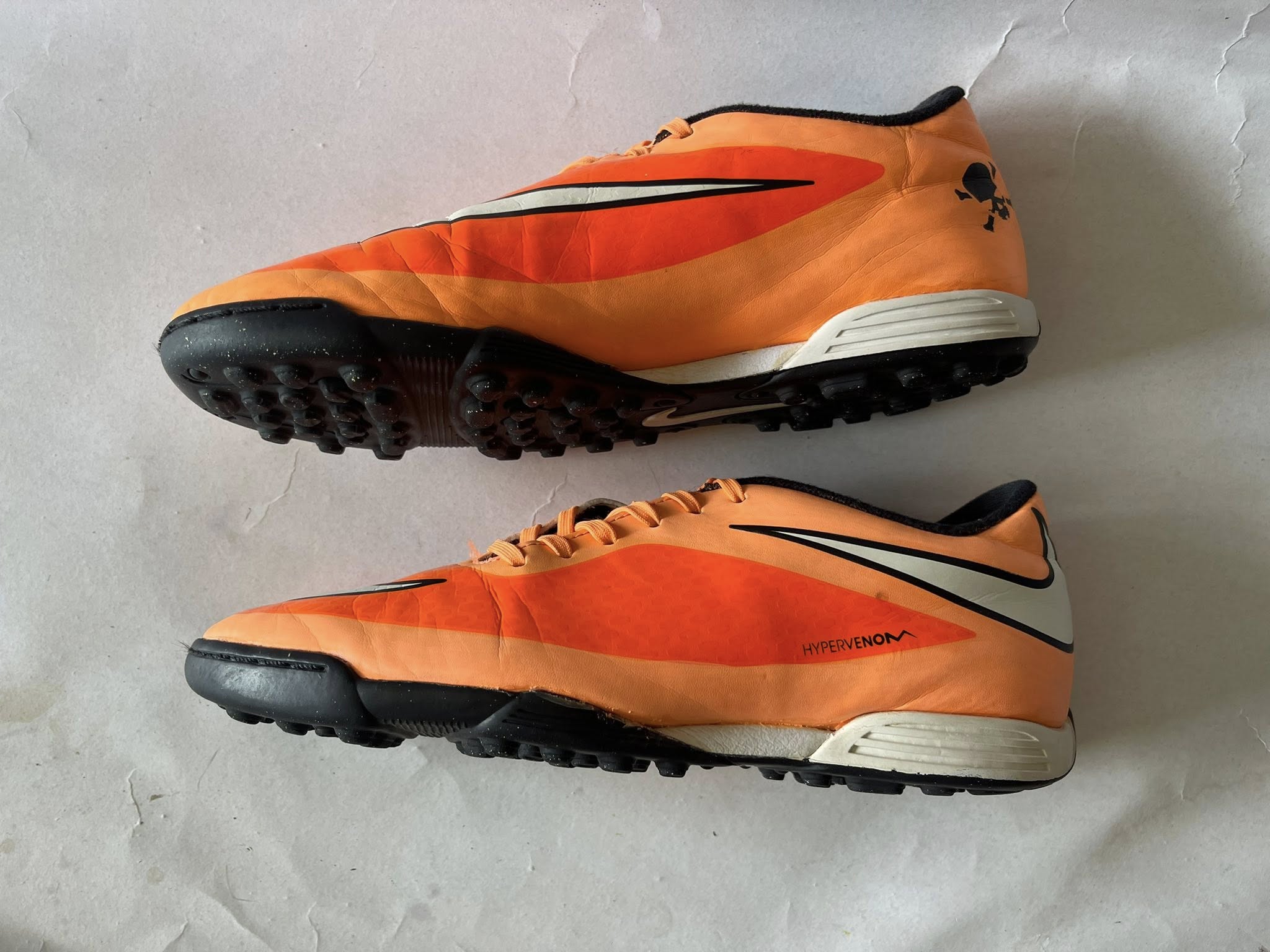 Giày Đá Banh 2hand Hiệu Nike Giày Đá Banh 2hand Hiệu Nike
