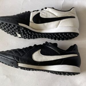 Giày Đá Banh 2hand Hiệu Nike