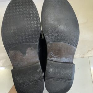 Giày Da Nam Màu Đen Cá Tính