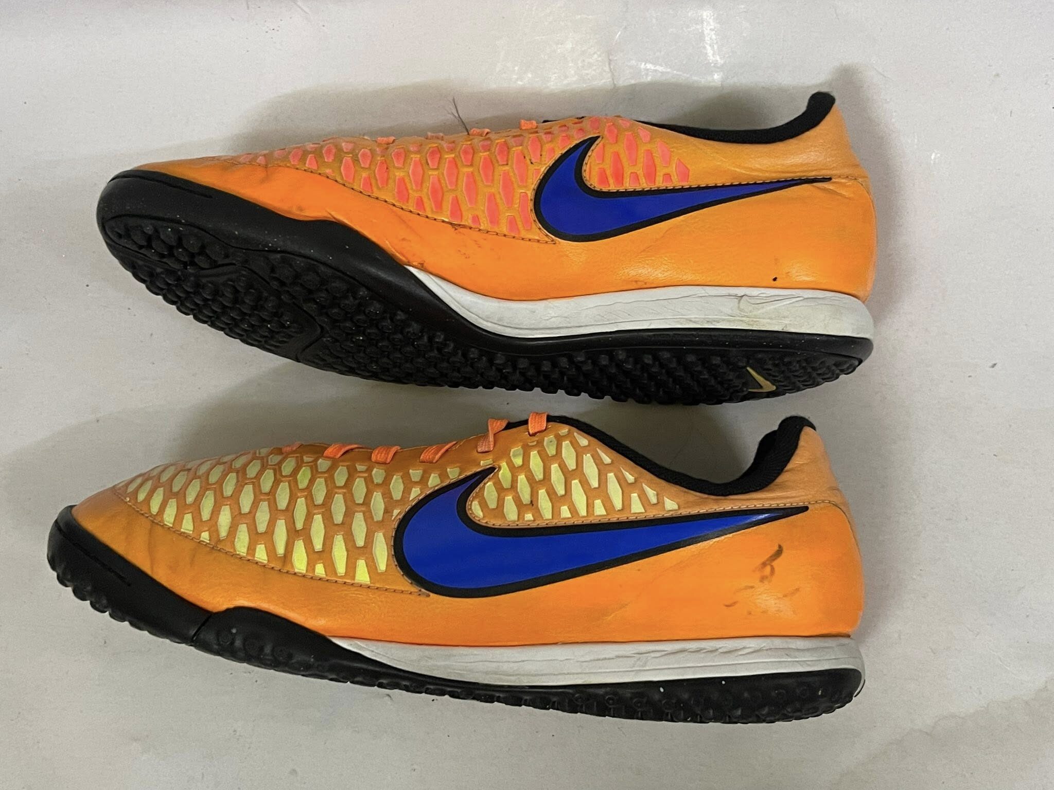 Giày Đá Bóng 2hand Hiệu Nike Giày Đá Bóng 2hand Hiệu Nike