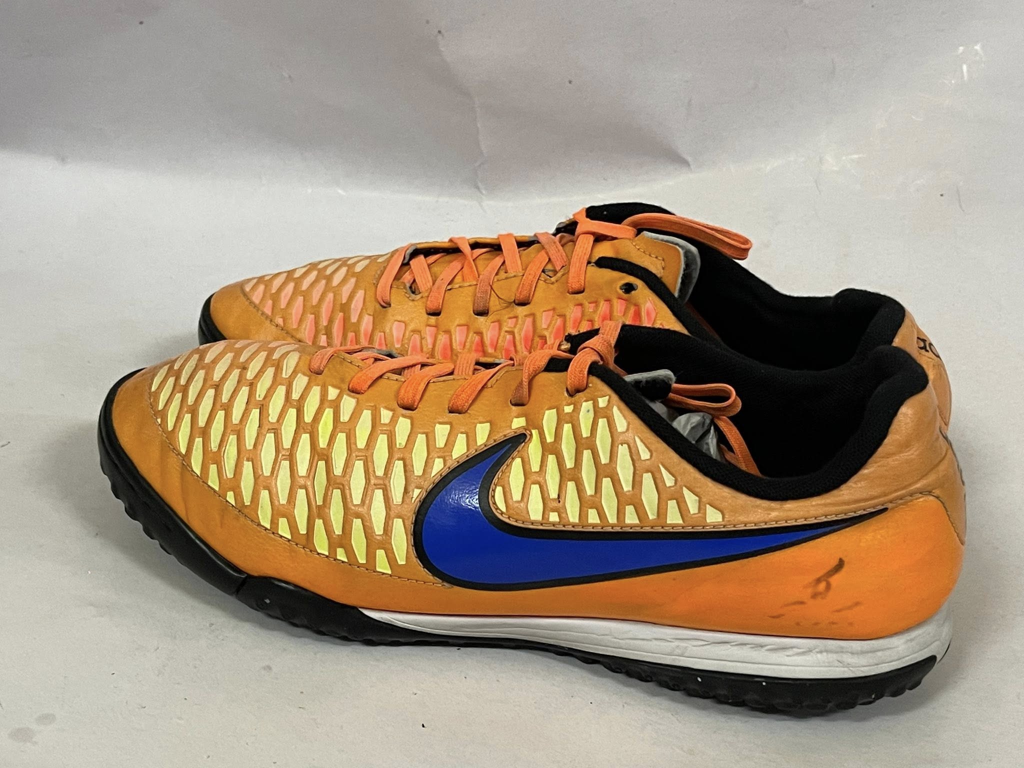 Giày Đá Bóng 2hand Hiệu Nike Giày Đá Bóng 2hand Hiệu Nike