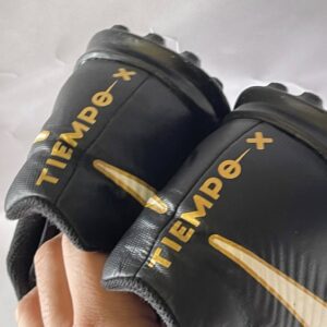 Giày Đá Bóng 2hand Hiệu Nike