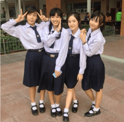 nhiều trường học hiện nay đang hướng đến mô hình “đồng phục linh hoạt” một cách tiếp cận mềm dẻo và nhân văn hơn