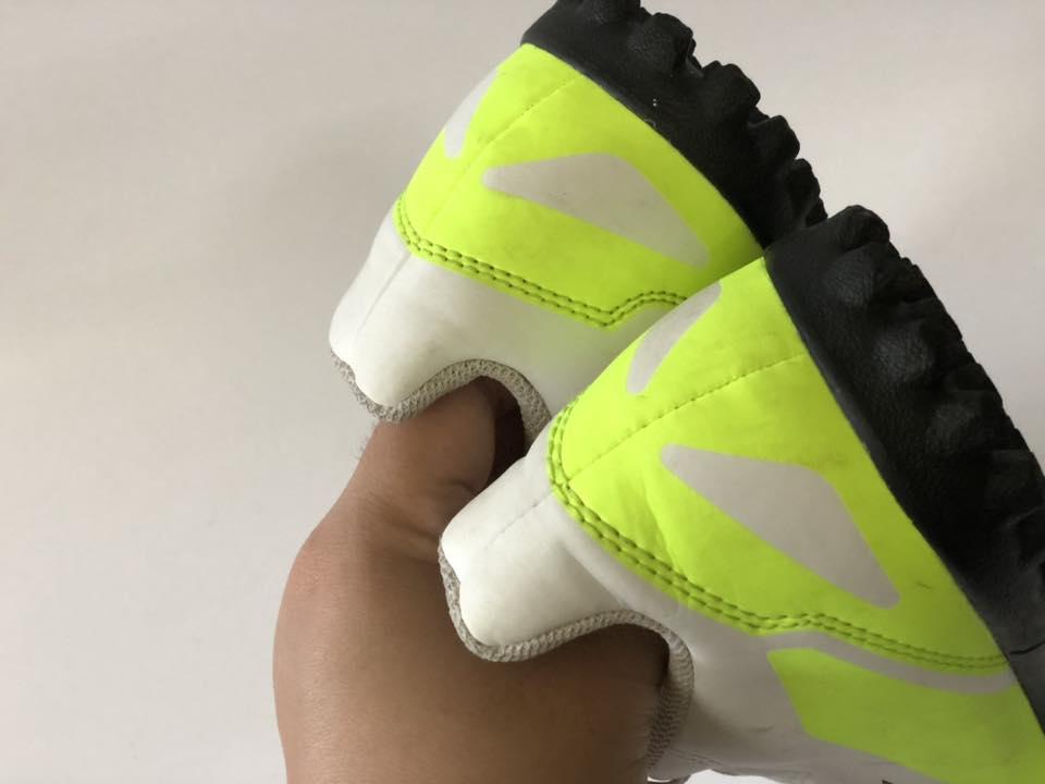 Giày Đá Banh 2hand Hiệu Adidas Giày Đá Banh 2hand Hiệu Adidas