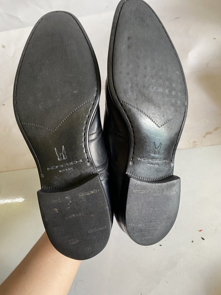 Giày Da Nam Màu Đen Sang Trọng Giày Da Nam Màu Đen Sang Trọng