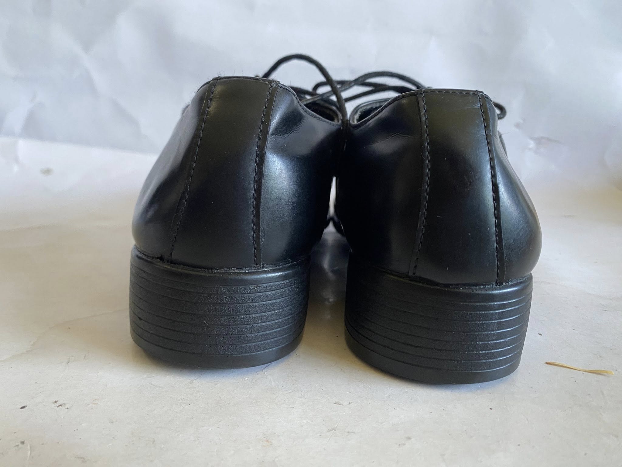 Giày Da Nam Màu Đen Sang Trọng Giày Da Nam Màu Đen Sang Trọng