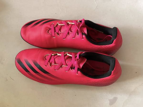 Giày Đá Banh 2hand Hiệu Adidas Giày Đá Banh 2hand Hiệu Adidas