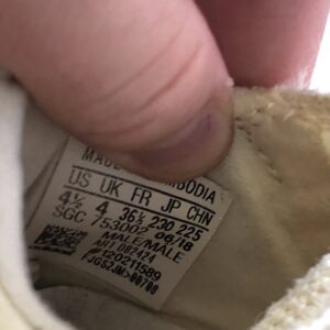 Giày Đá Banh 2hand Hiệu Adidas