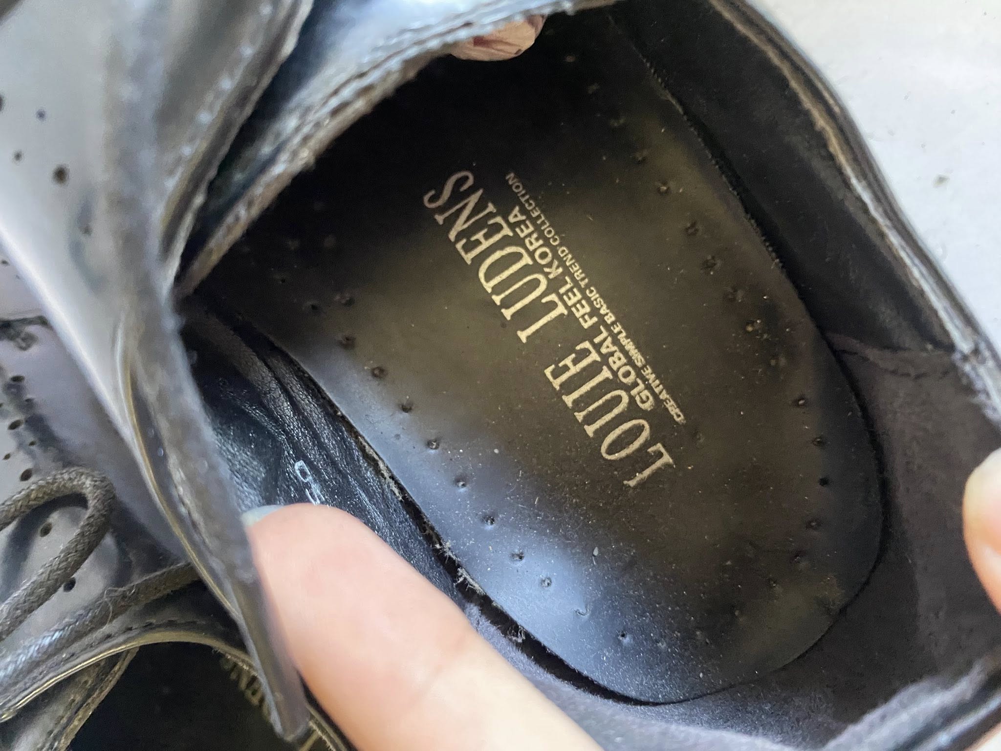 Giày Da Nam Màu Đen Sang Trọng Giày Da Nam Màu Đen Sang Trọng