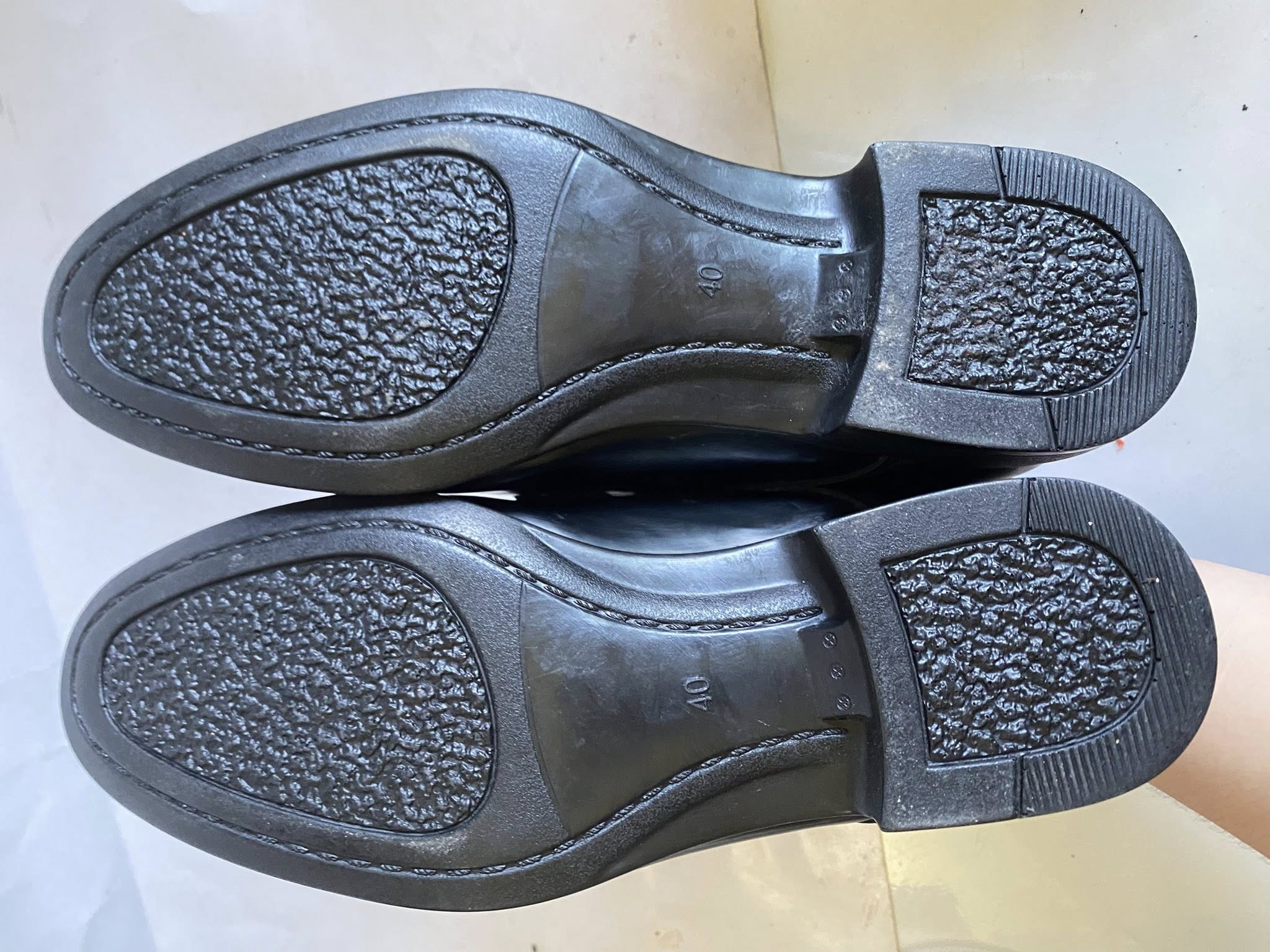 Giày Da Nam Màu Đen Sang Trọng Giày Da Nam Màu Đen Sang Trọng