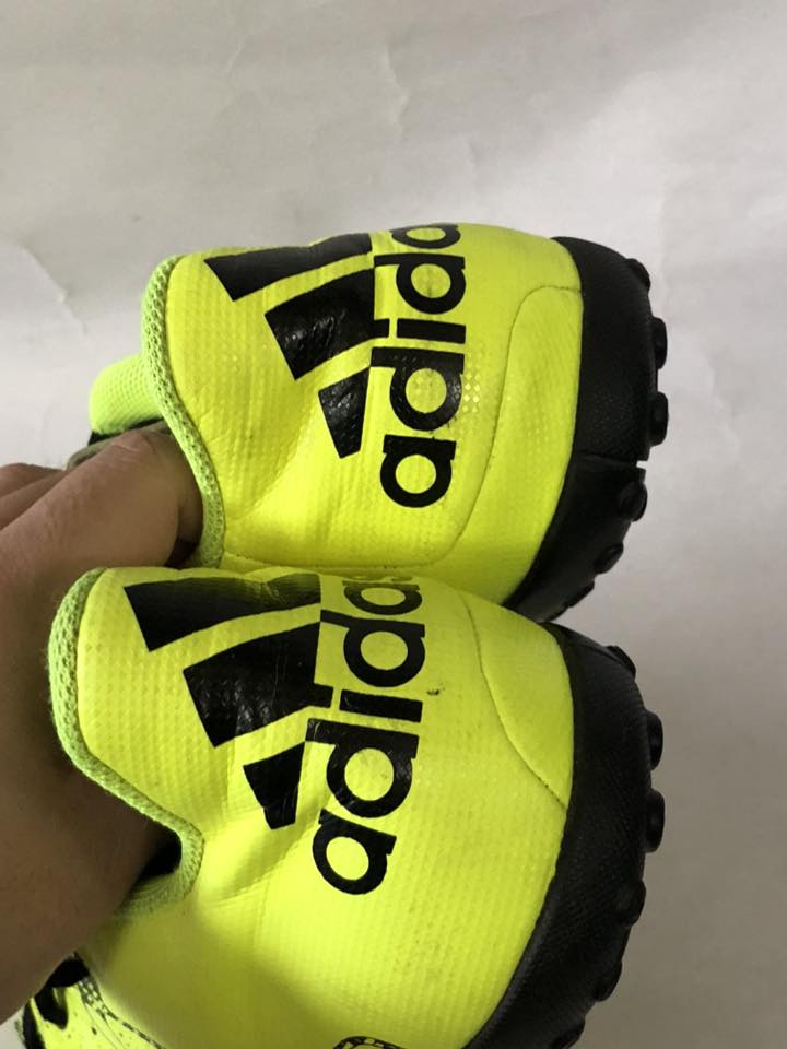 Giày Đá Banh 2hand Hiệu Adidas Giày Đá Banh 2hand Hiệu Adidas