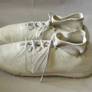 Giày Đá Banh 2hand Hiệu NB