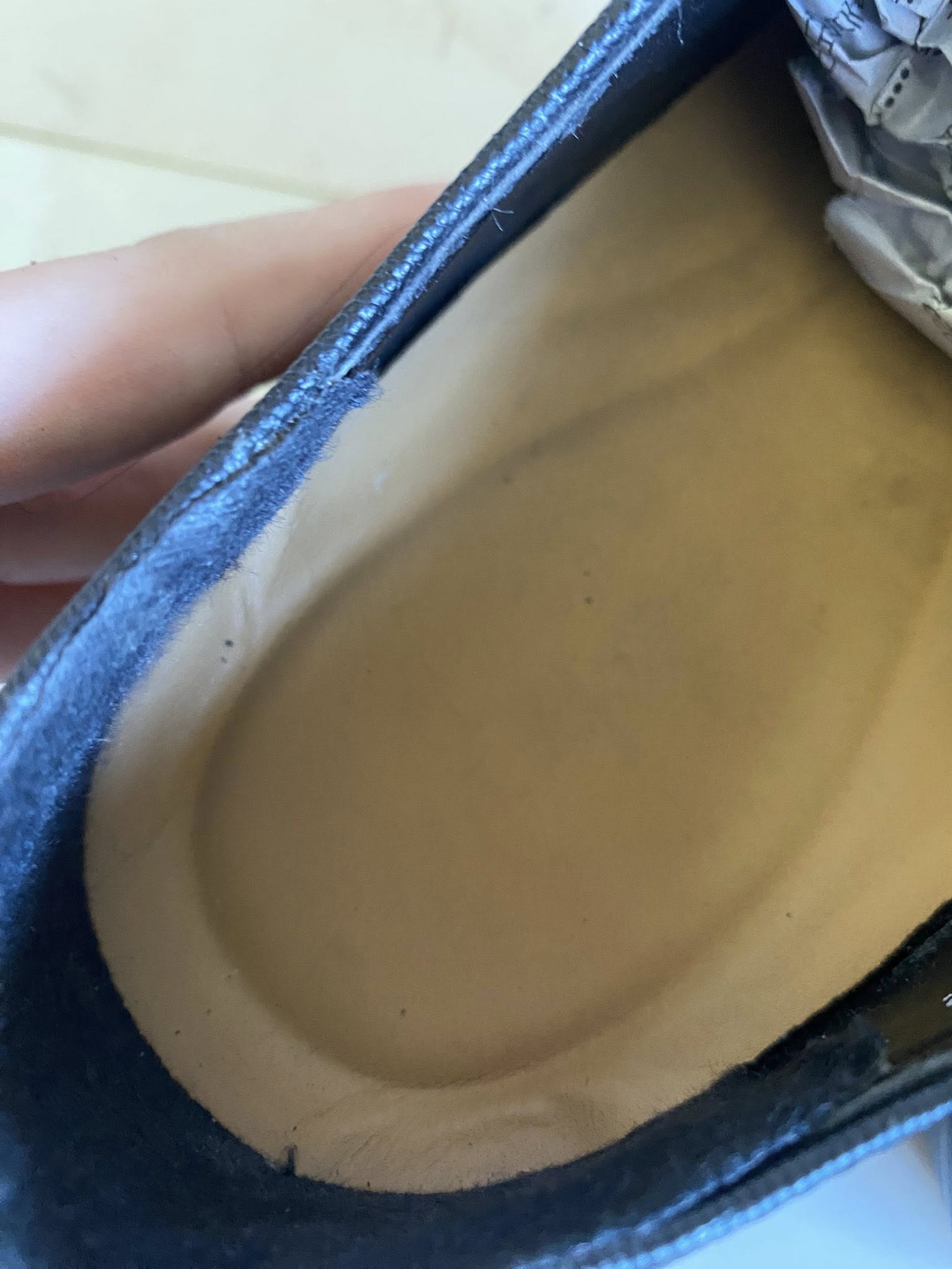 Giày Da Nam Màu Đen Sang Trọng Giày Da Nam Màu Đen Sang Trọng