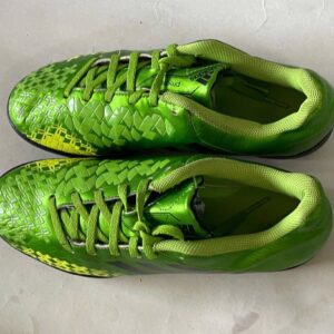 Giày Đá Banh 2hand Hiệu Adidas