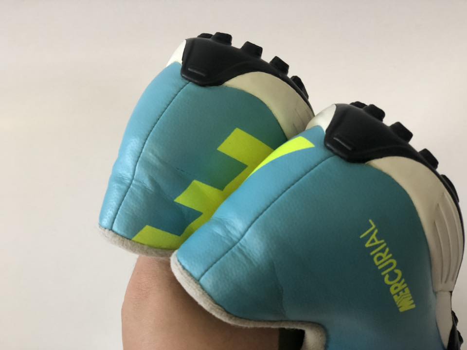 Giày Đá Banh 2hand Hiệu Nike Giày Đá Banh 2hand Hiệu Nike