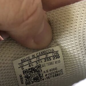 Giày Đá Banh 2hand Hiệu Adidas