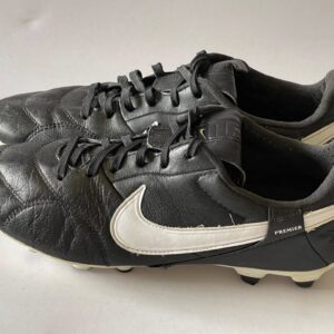 Giày Đá Banh Hiệu Nike