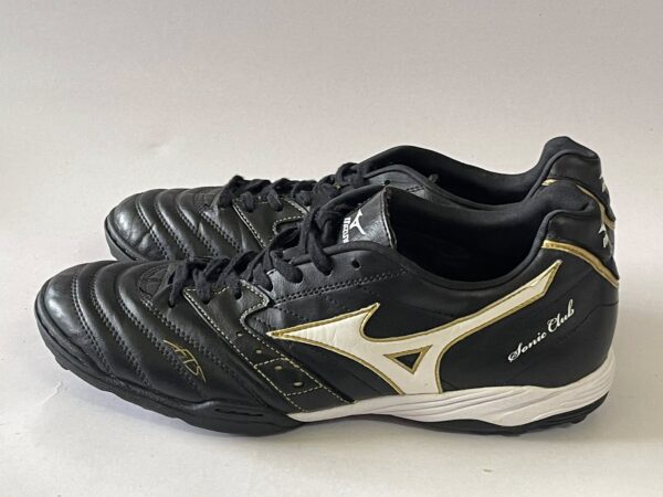 Giày Đá Banh 2hand Hiệu Mizuno