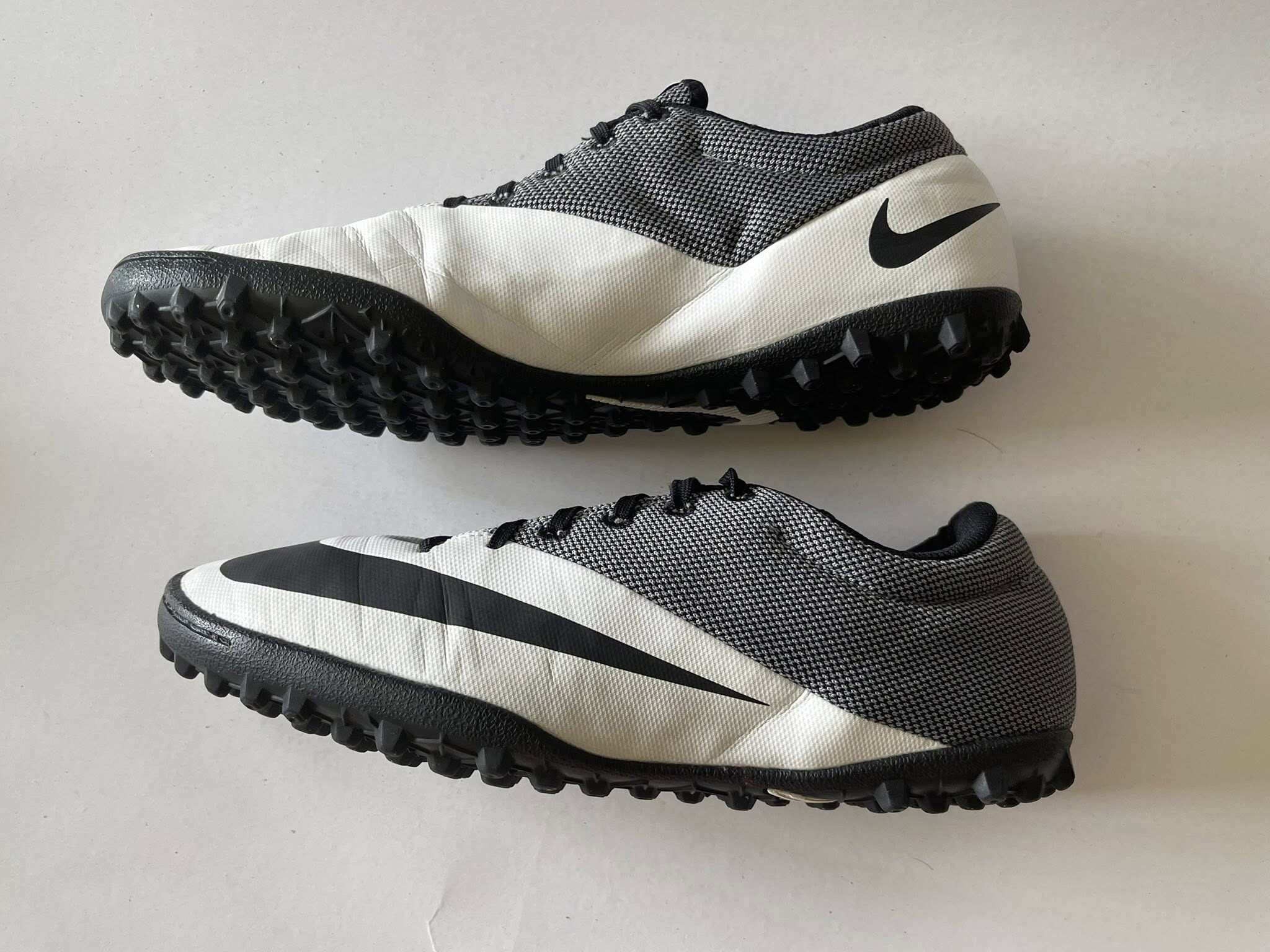 Giày Đá Bóng 2hand Hiệu Nike Giày Đá Bóng 2hand Hiệu Nike