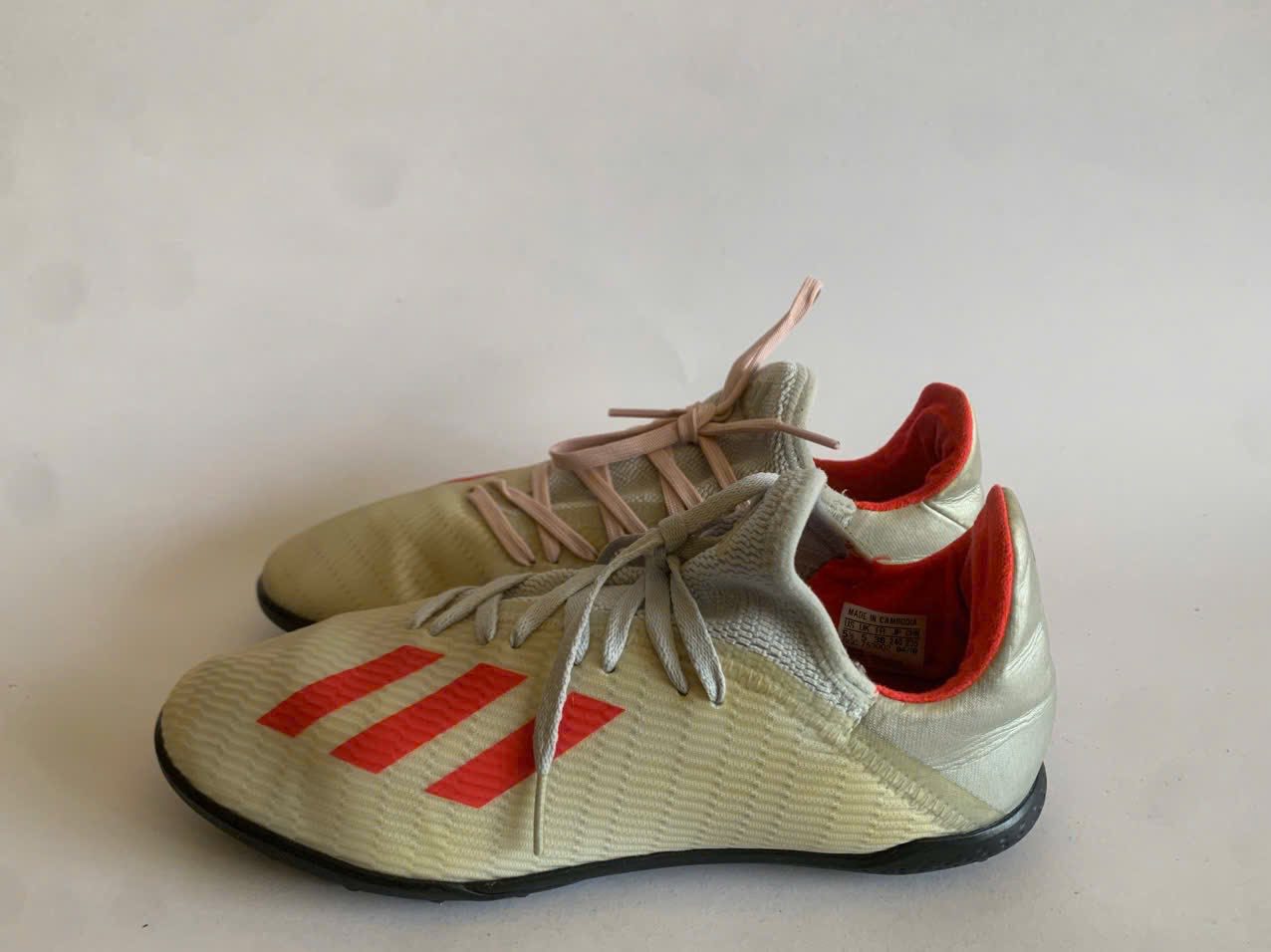 Giày Đá Banh 2hand Hiệu Adidas Giày Đá Banh 2hand Hiệu Adidas