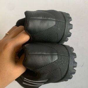 Giày Đá Banh 2hand Hiệu Adidas