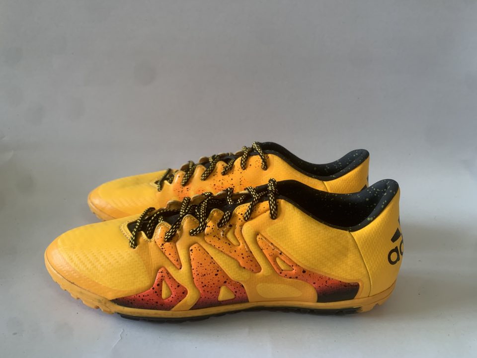 Giày 2hand Đá Bóng Hiệu Adidas Giày 2hand Đá Bóng Hiệu Adidas