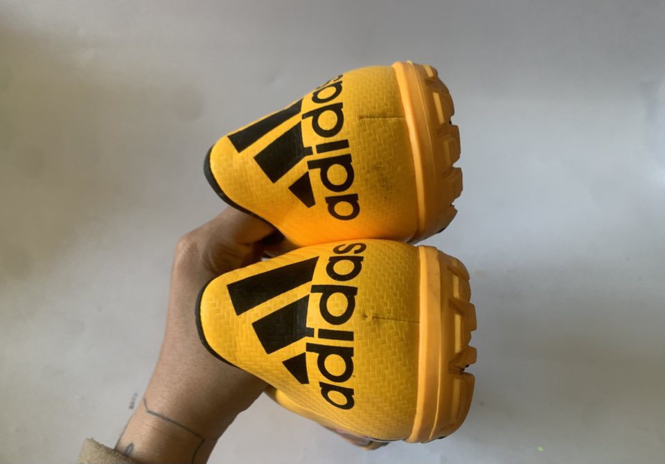 Giày 2hand Đá Bóng Hiệu Adidas Giày 2hand Đá Bóng Hiệu Adidas