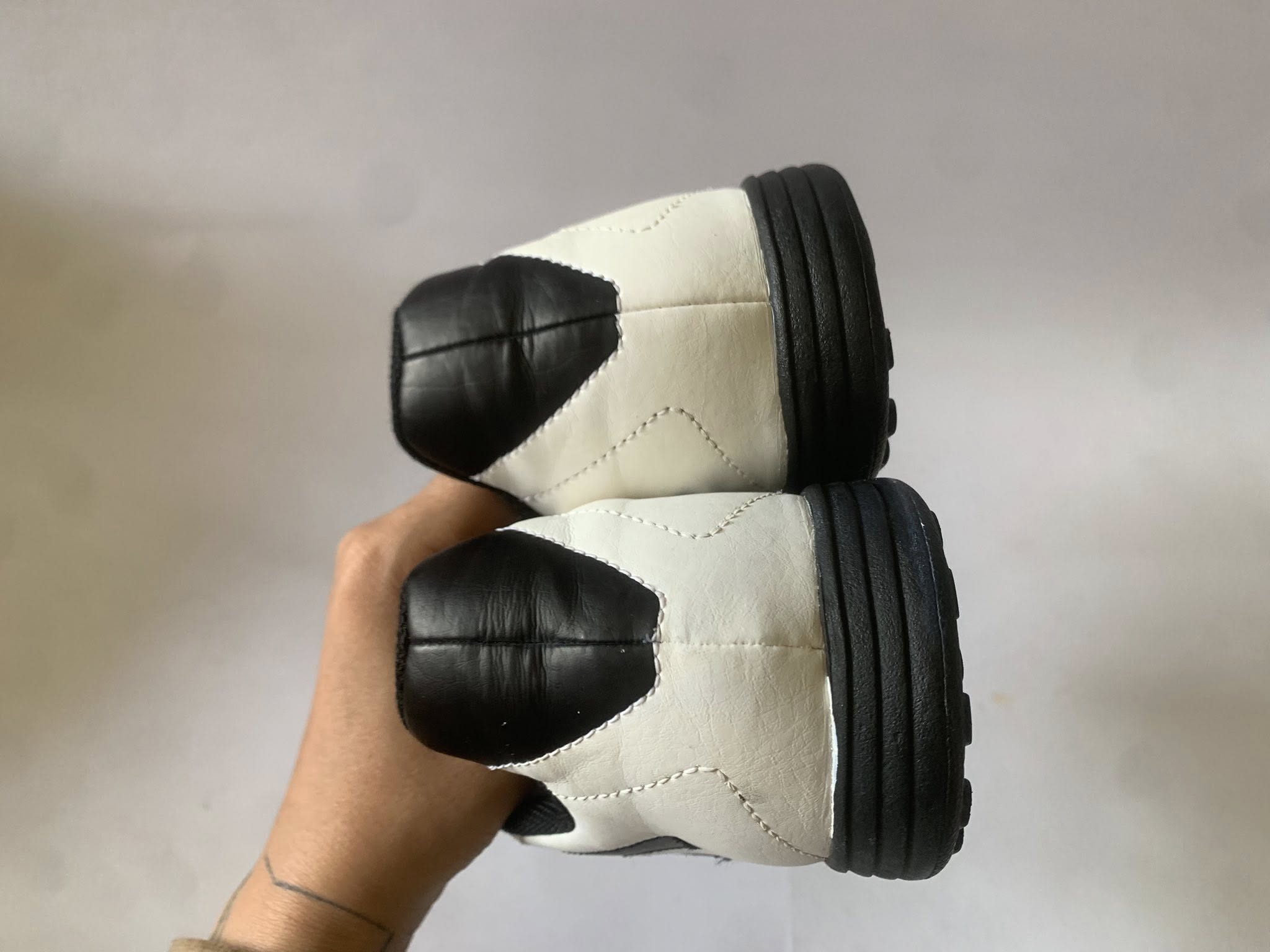 Giày 2hand Đá Bóng Hiệu Adidas Giày 2hand Đá Bóng Hiệu Adidas