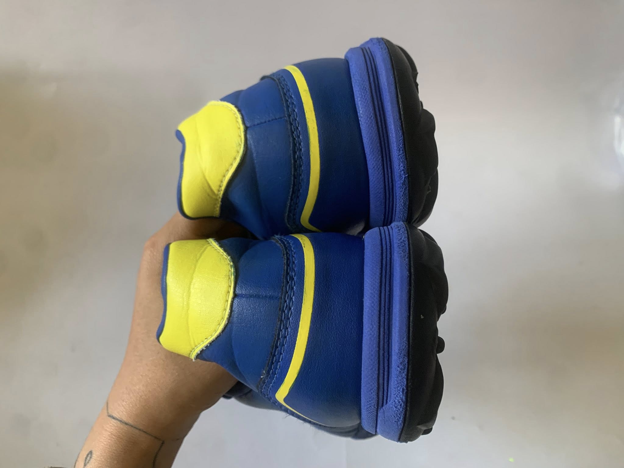 Giày 2hand Đá Bóng Hiệu Mizuno Giày 2hand Đá Bóng Hiệu Mizuno