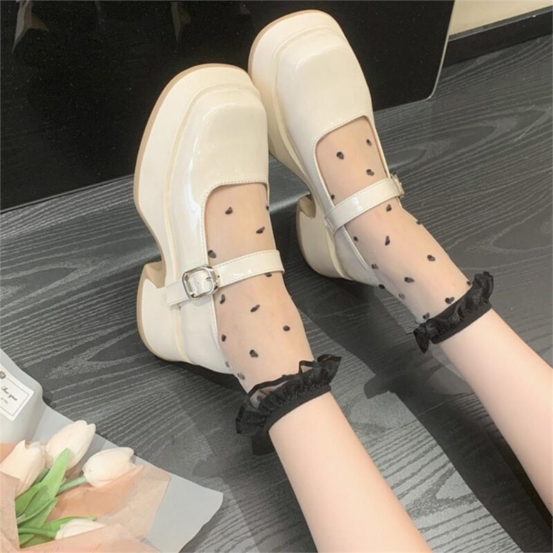 một đôi giày 2hand là hành động nhỏ nhưng chứa đựng thông điệp lớn về lối sống có trách nhiệm