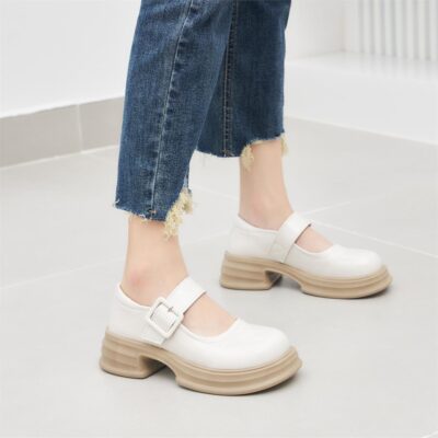 giày Oxford Đế Cao với độ nâng nhẹ (khoảng 2–3 cm) sẽ là điểm nhấn tinh tế