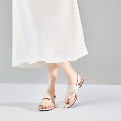 điều quan trọng là hiểu vì sao sandal secondhand lại là “nền tảng hoàn hảo” cho các dự án DIY