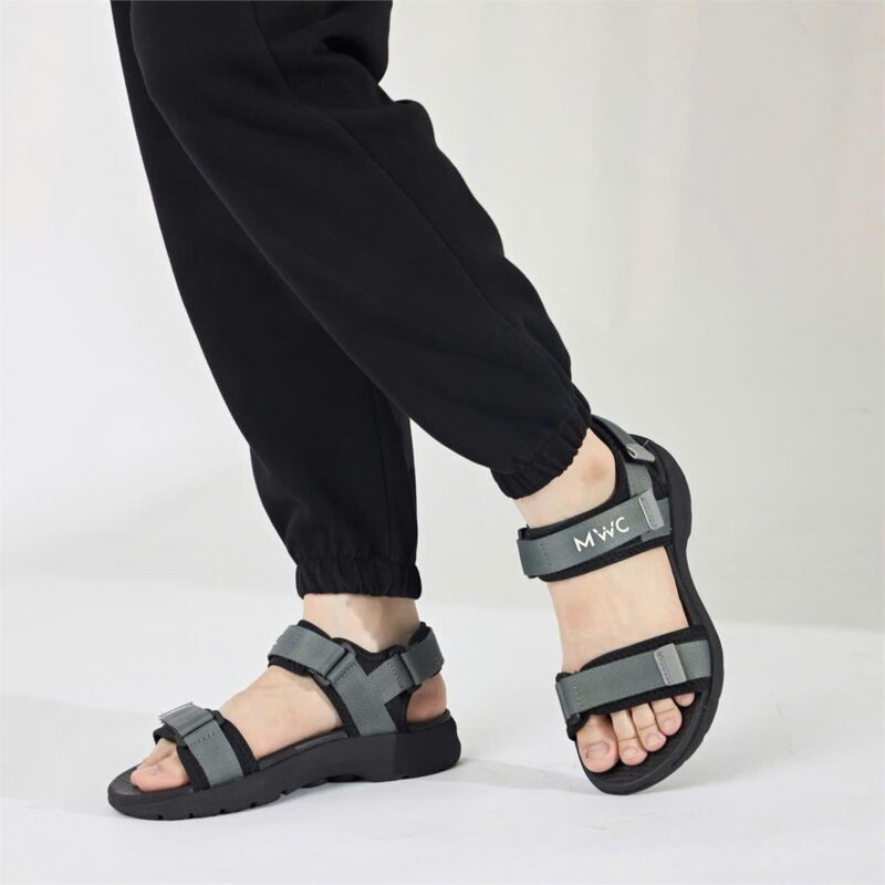 Sandal Quai Ngang Thời Thượng 2025