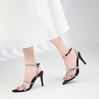 giày cao gót chữa lành được phát triển dựa trên nguyên lý sinh cơ học.