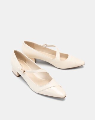 Thị trường giày cao gót đắp chéo năm 2025 cực kỳ phong phú