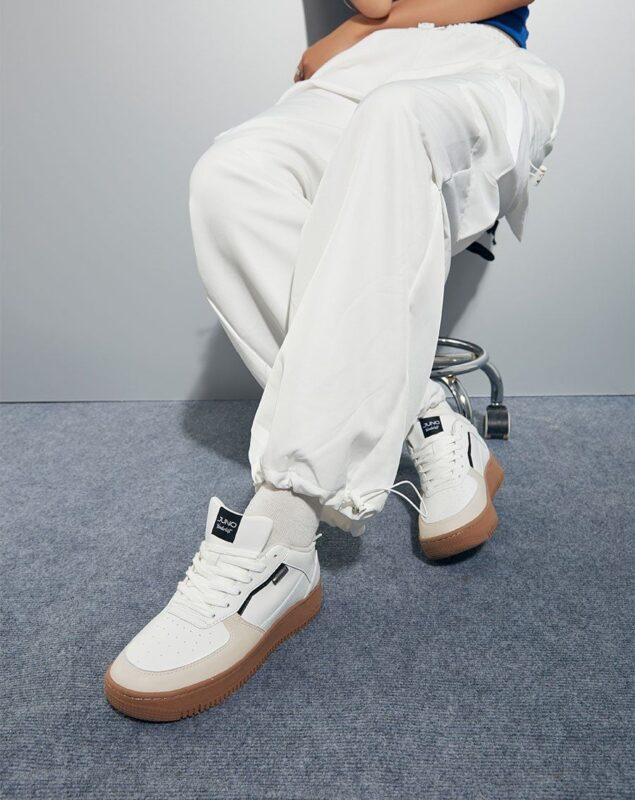 Giày Wanderlust đã và đang trở thành biểu tượng của thế hệ trẻ Việt Nam hiện đại