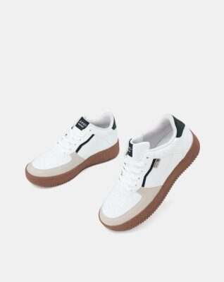 giày Wanderlust vẫn cần được chăm sóc đúng cách để giữ form đẹp và kéo dài tuổi thọ sử dụng