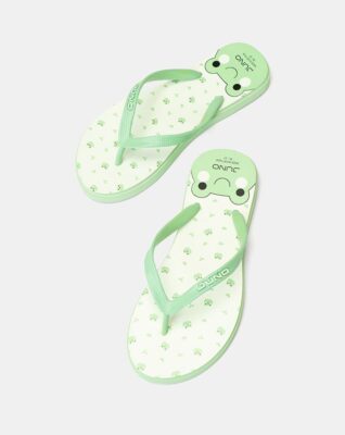 dép kẹp không còn bị giới hạn trong khuôn khổ đồ rẻ tiền